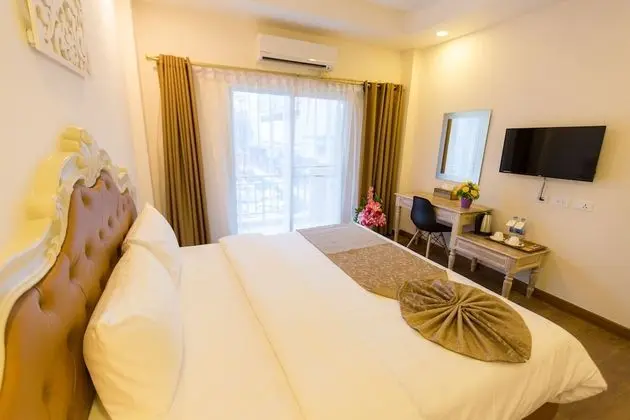 Superior King Bed