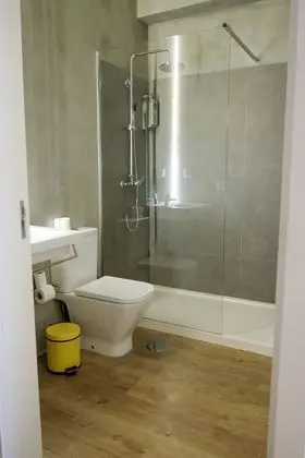 Ortak Ranzalı Oda, Karma Ranzalı Oda