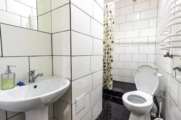 Ortak Ranzalı Oda, Karma Ranzalı Oda (1 Bed in 4 Person Dorm)