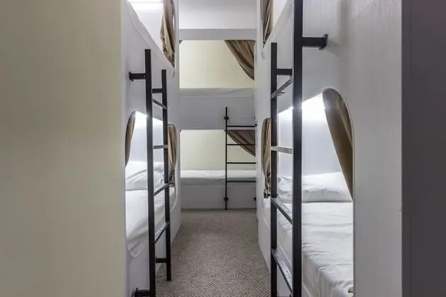 Ortak Ranzalı Oda, Karma Ranzalı Oda (1 Bed in 8 Person Dorm)