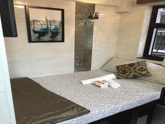 Standard Tek Büyük Yataklı Oda