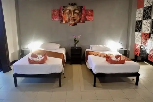 Deluxe Dört Kişilik Oda
