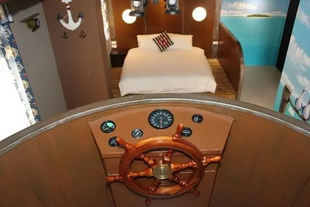 Deluxe Dört Kişilik Oda, Dağ Manzaralı