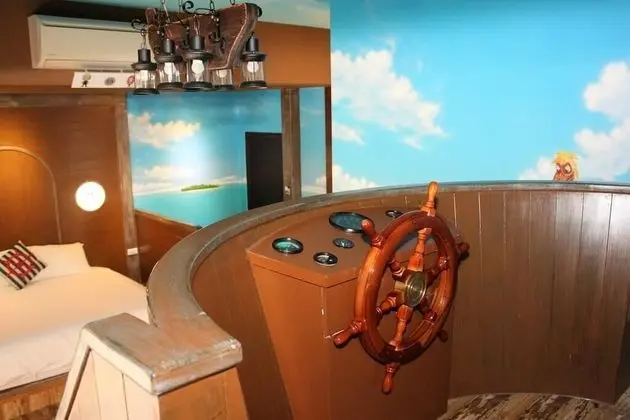 Deluxe Dört Kişilik Oda, Dağ Manzaralı