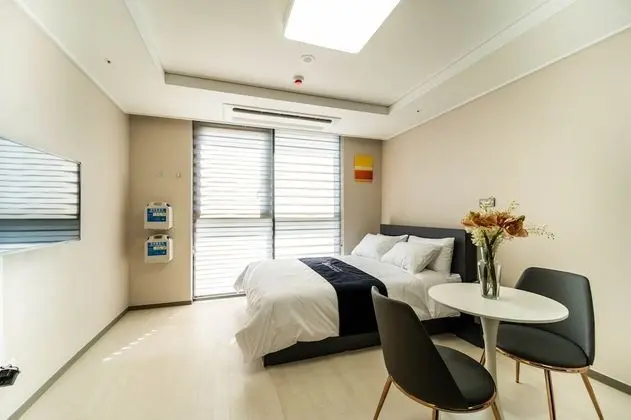 Superior Double Room (No View)