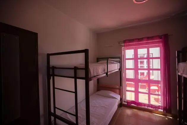 Ortak Ranzalı Oda, Sadece erkekler için (4 pax)