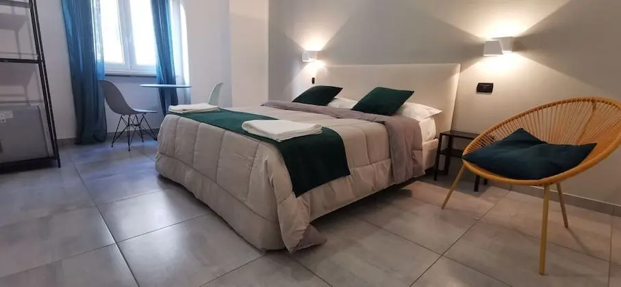 Deluxe Tek Büyük Yataklı Oda