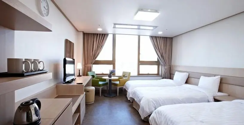 Deluxe Üç Kişilik Oda