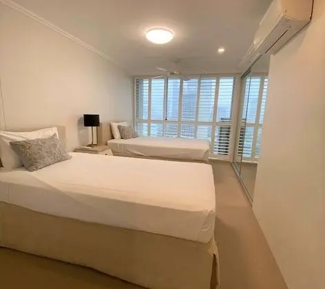 Apart Daire, 3 Yatak Odası (Absolute Beach Front)