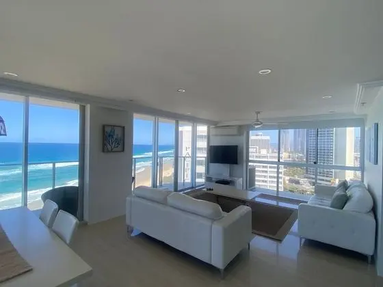 Apart Daire, 3 Yatak Odası (Absolute Beach Front)