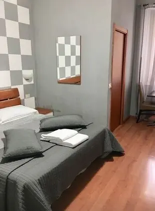 Standard Tek Büyük Yataklı Oda