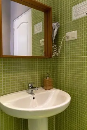 Basic Tek Kişilik Oda, Ortak Banyo