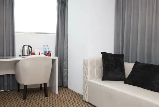 Business Dört Kişilik Oda, Sigara İçilmez