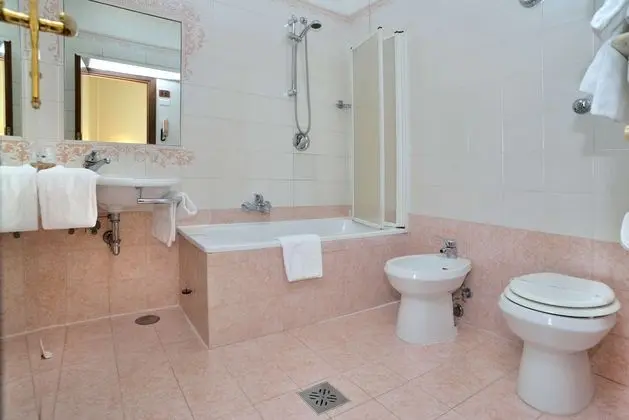 1 Çift ​​kişilik Yatak City View