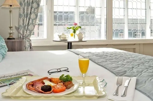 Tek Büyük Yataklı Oda