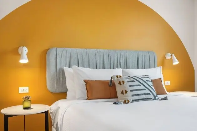 Classic Apart Daire (Two - Bedroom Apartment West)