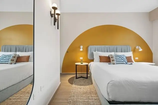 Classic Apart Daire (Two - Bedroom Apartment West)