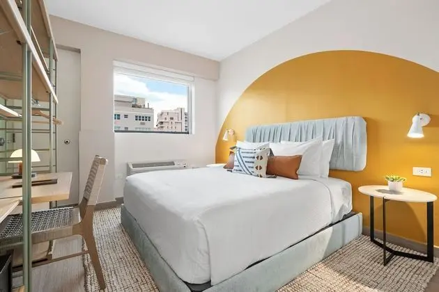 Classic Apart Daire (Two - Bedroom Apartment West)