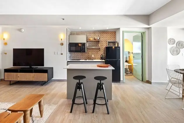 Classic Apart Daire (Two - Bedroom Apartment West)