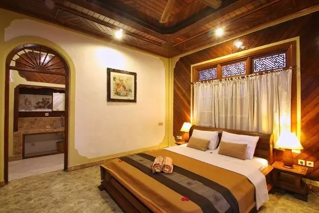 Standard Tek Büyük Yataklı Oda