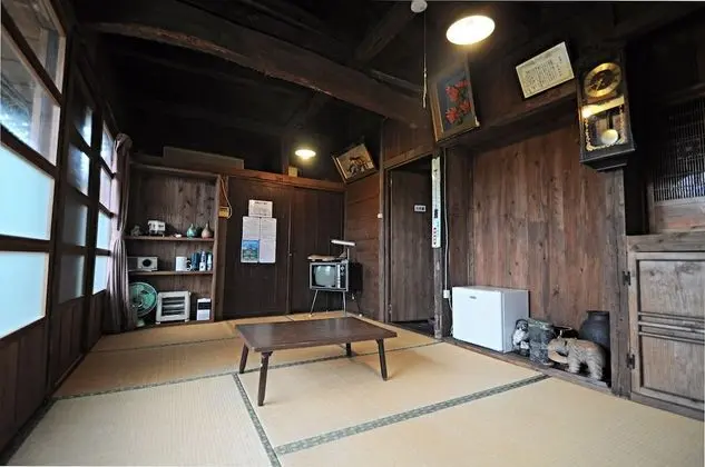 Traditional Oda