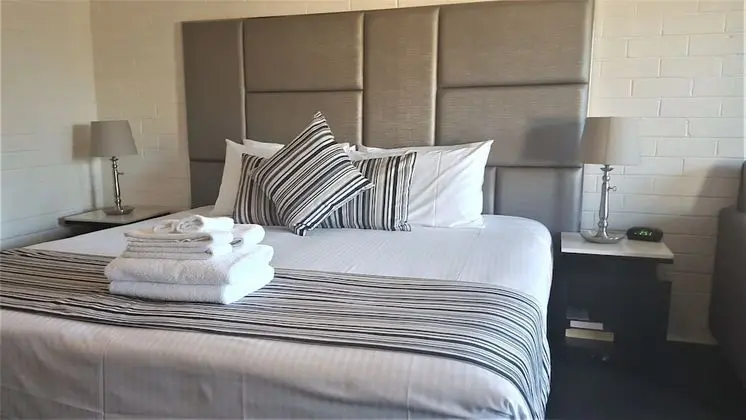 Standard Oda, Sigara İçilmez (Side Room 1 Queen)