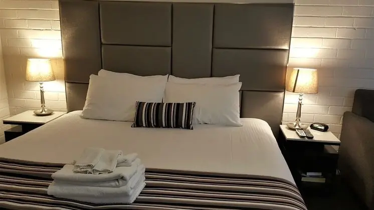 Standard Oda, Sigara İçilmez (Side Room 1 Queen)