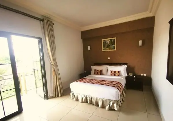 Standard Tek Büyük Yataklı Oda, Şehir Manzaralı