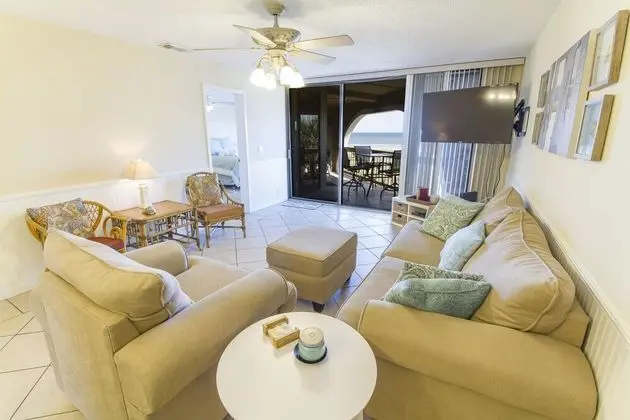 Daire, Birden Çok Yatak, Plaj Manzaralı (#303-B)