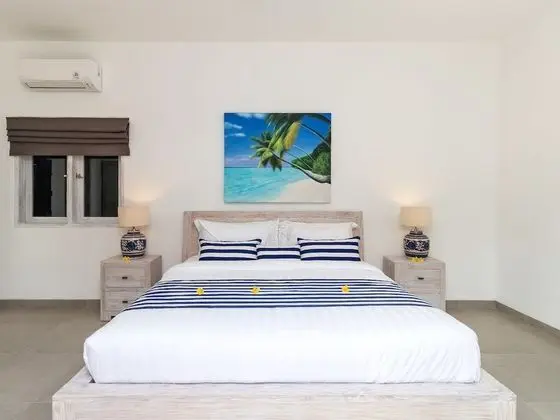 Villa (7 Bedrooms)