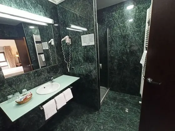Family Dört Kişilik Oda