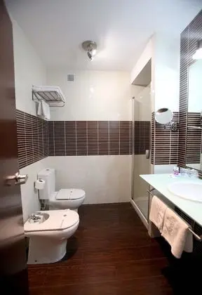 Standard Büyük Yataklı Tek Kişilik Oda