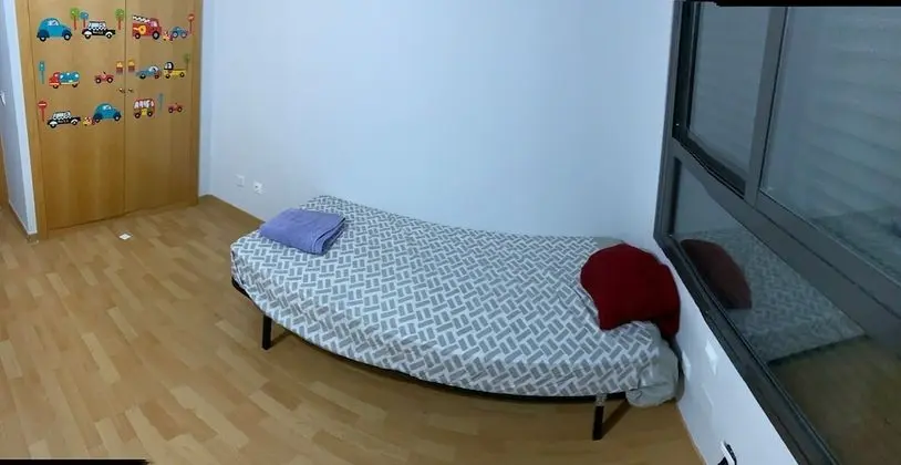 Basic Oda, 1 En Büyük (King) Boy Yatak, Şehir Manzaralı