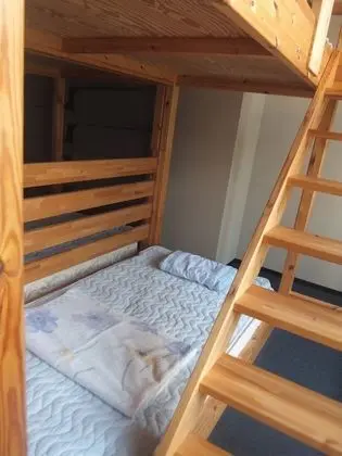 Ortak Ranzalı Oda, Karma Ranzalı Oda (1 Bunk Bed, with morning coffee and t)