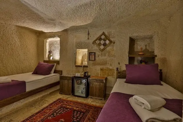 İki Ayrı Yataklı Oda (Cave)