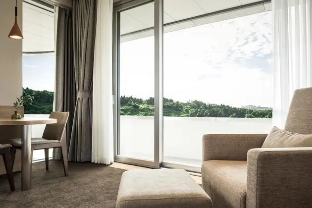 Deluxe Tek Büyük Yataklı Oda, Bahçe Manzaralı
