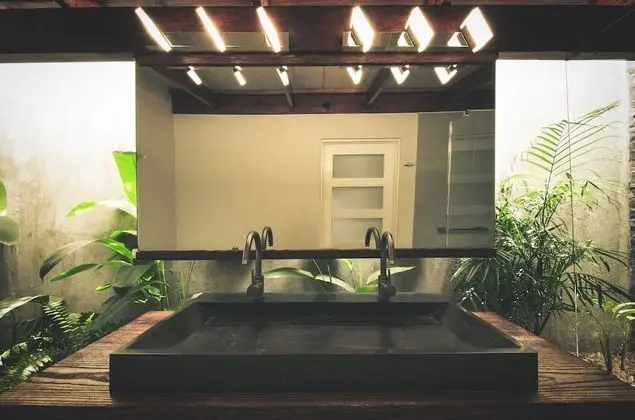 Design Apartment 3, 1 Bedroom, Partial Ocean View, Poolside
