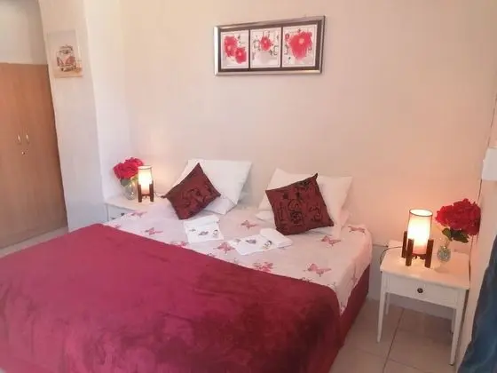 Comfort Tek Büyük veya İki Ayrı Yataklı Oda (Unit 2)