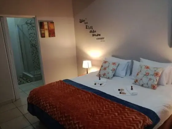 Exclusive Tek Büyük veya İki Ayrı Yataklı Oda (Unit 3)