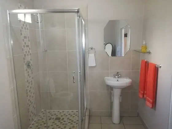 Exclusive Tek Büyük veya İki Ayrı Yataklı Oda (Unit 3)