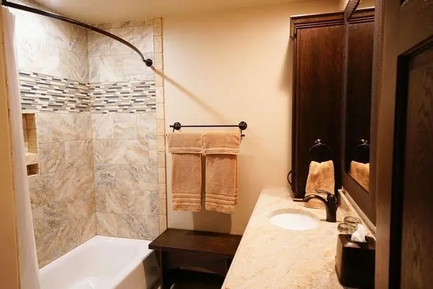 Luxury Oda, 1 Büyük (Queen) Boy Yatak, Özel Banyo