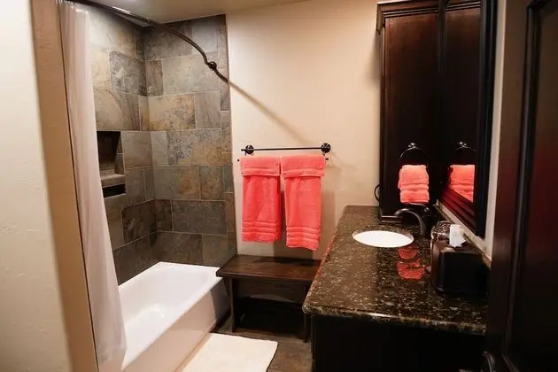 Luxury Oda, 1 En Büyük (King) Boy Yatak, Özel Banyo, Bahçe Manzaralı