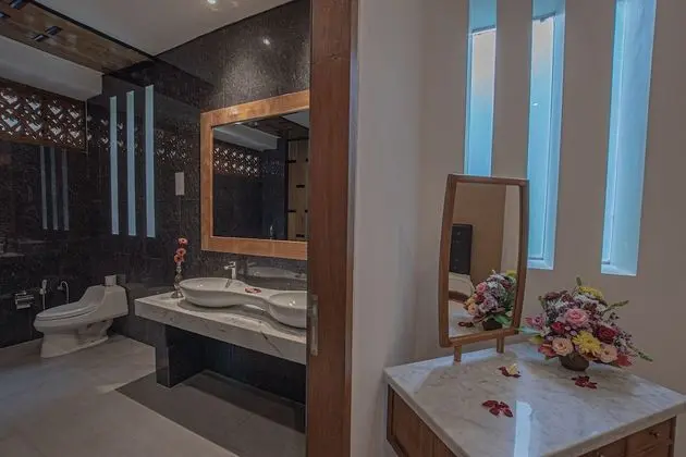 Luxury Dört Kişilik Oda, Birden Çok Yatak, Nehir Manzaralı, Executive Katı (Diamond)