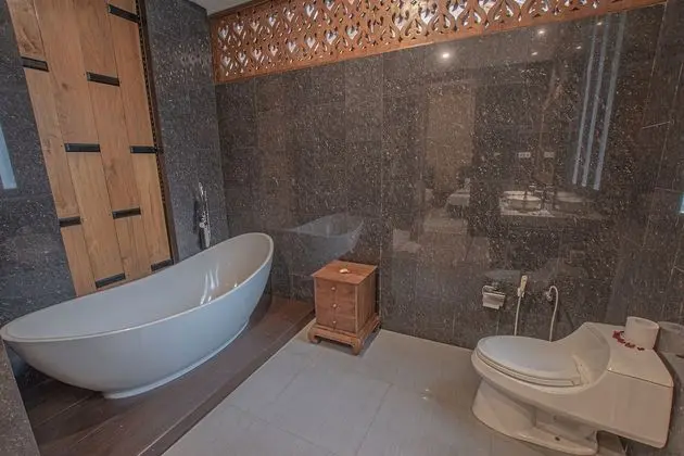 Luxury Dört Kişilik Oda, Birden Çok Yatak, Nehir Manzaralı, Executive Katı (Diamond)