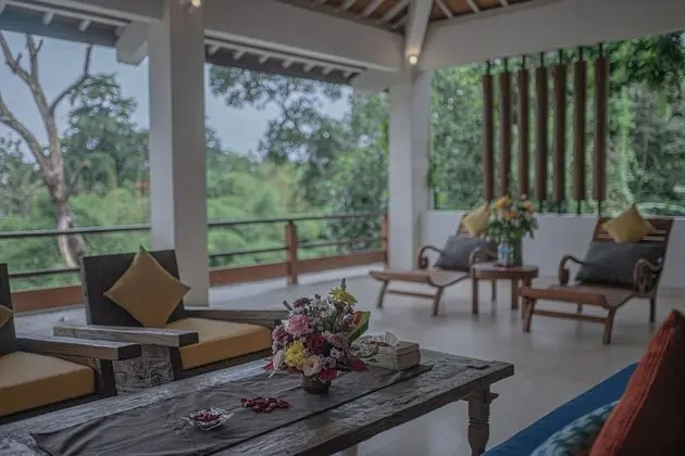 Luxury Dört Kişilik Oda, Birden Çok Yatak, Nehir Manzaralı, Executive Katı (Diamond)
