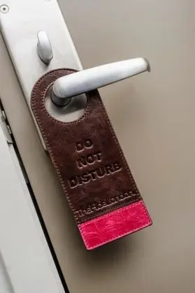 Classic Tek Büyük Yataklı Oda