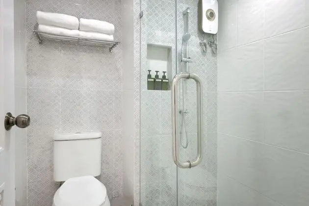 Deluxe Stüdyo, 1 En Büyük (King) Boy Yatak
