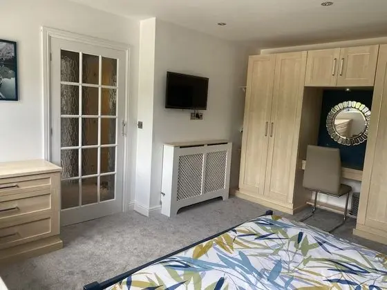 Kır Evi, 1 En Büyük (King) Boy Yatak