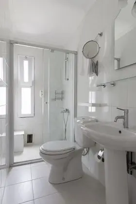 Standard Tek Büyük veya İki Ayrı Yataklı Oda