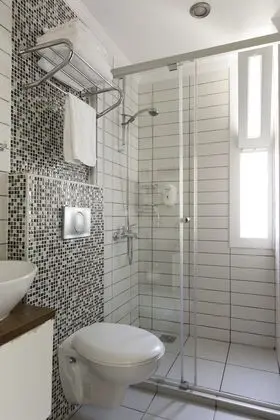 Standard Tek Büyük veya İki Ayrı Yataklı Oda
